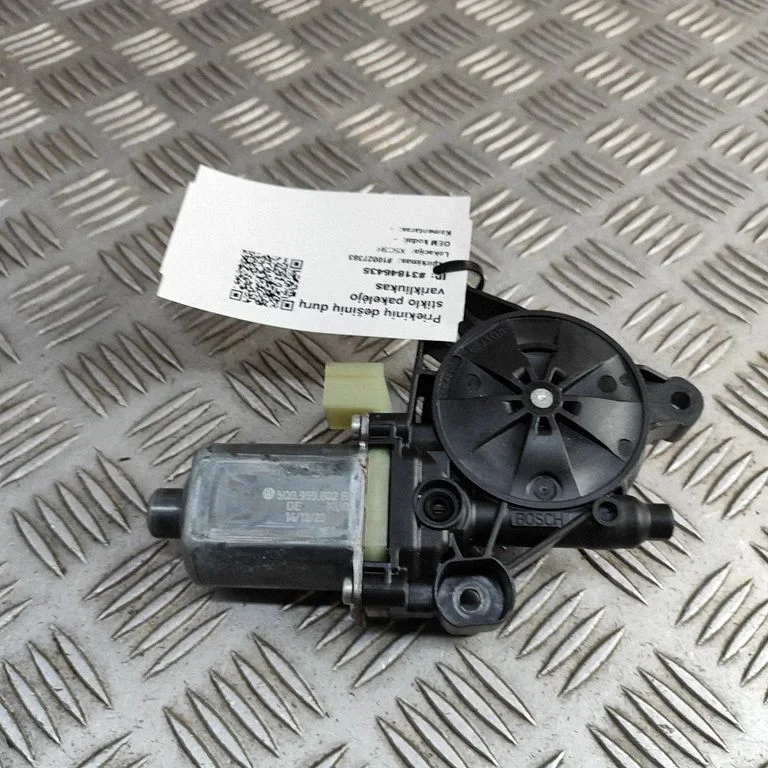 Priekšējā loga pacēlāja motoriņš 5Q0959802B
