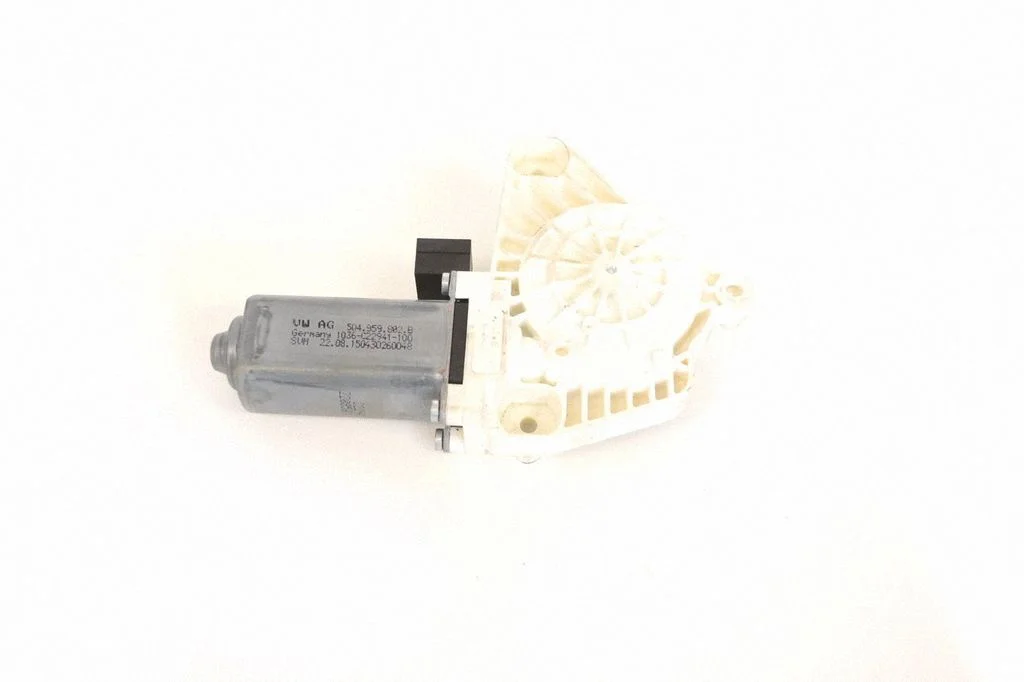 Priekšējā loga pacēlāja motoriņš 5Q4959802B