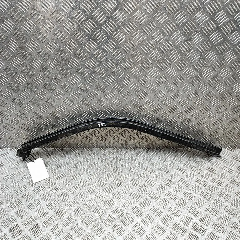 Augšējā rullīša vadotne/ augšējā eņģe SU001A9917