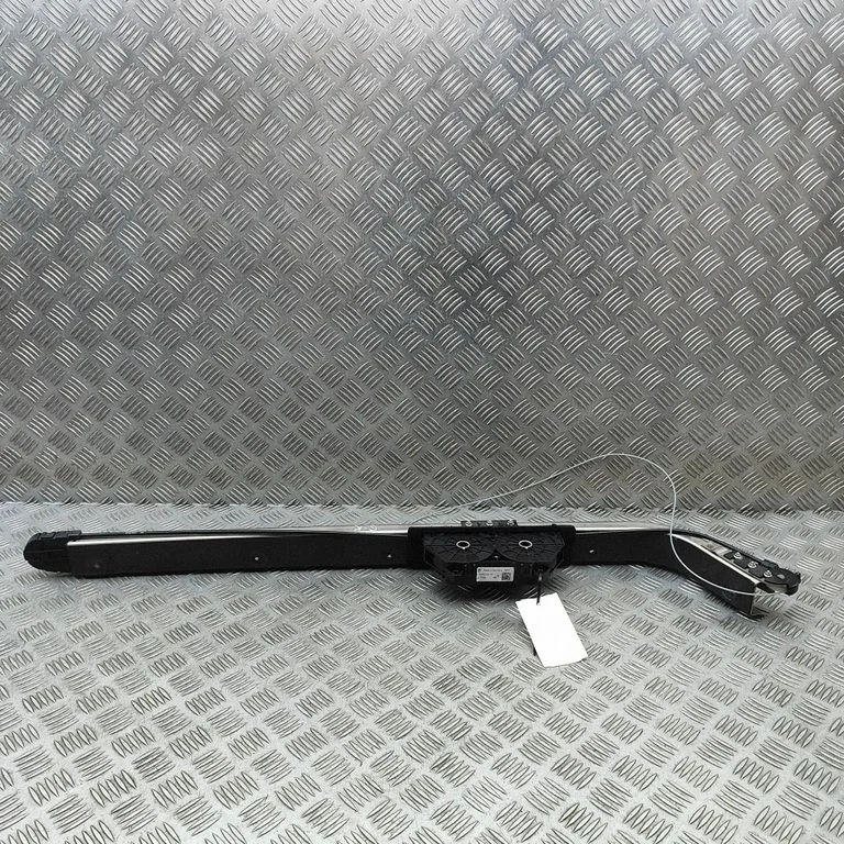 Liugukse ülemine rulli juhik/ hing 7T0843531M