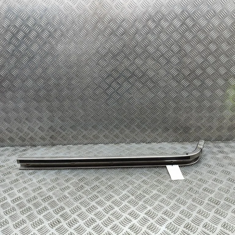 Sliding door upper roller guide/hinge 7T0843872H