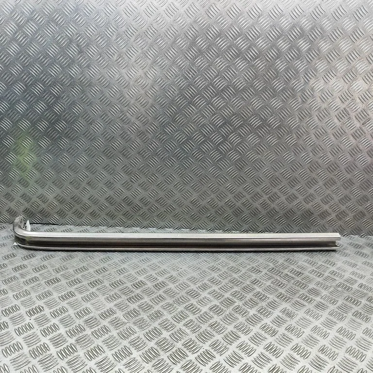 Augšējā rullīša vadotne/ augšējā eņģe BK21V25005AH