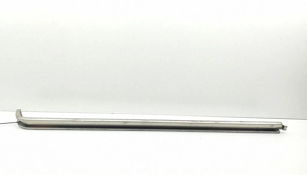 Augšējā rullīša vadotne/ augšējā eņģe 1618084980