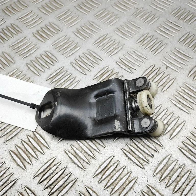 Sliding door upper roller guide/hinge BK31V25029AB