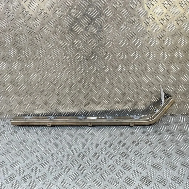 Sliding door upper roller guide/hinge – Volkswagen Sharan (2011-)