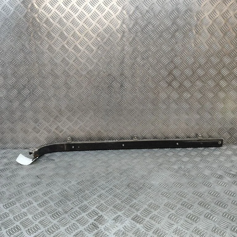 Sliding door upper roller guide/hinge – Mercedes-Benz Vito Viano W447 (2014-)