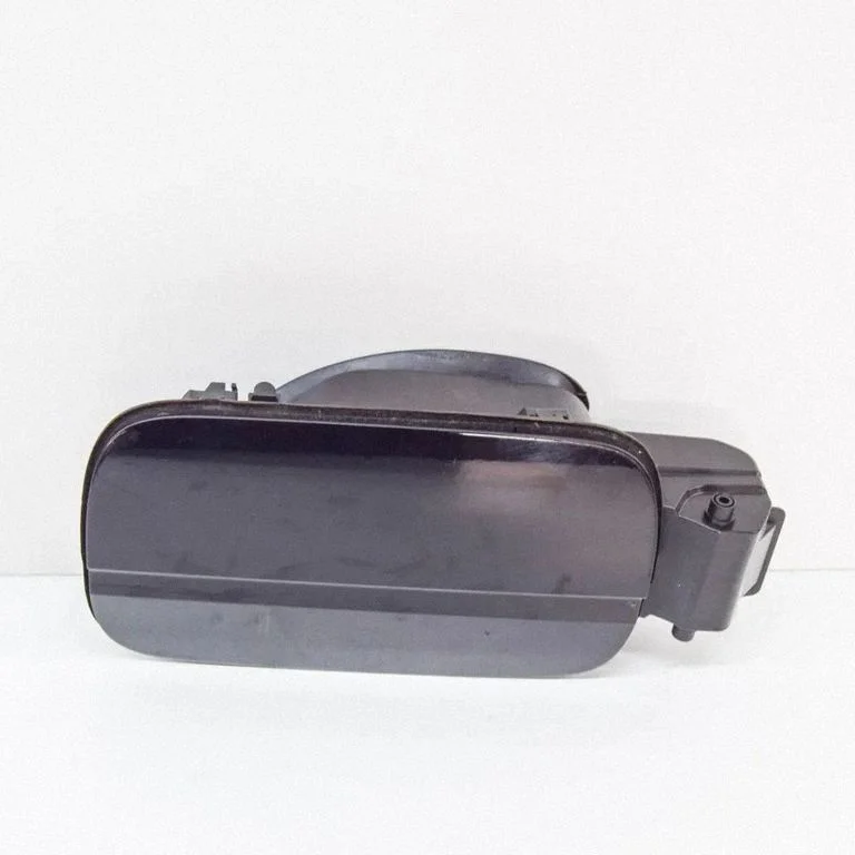 Degvielas tvertnes vāciņš 8W0809906