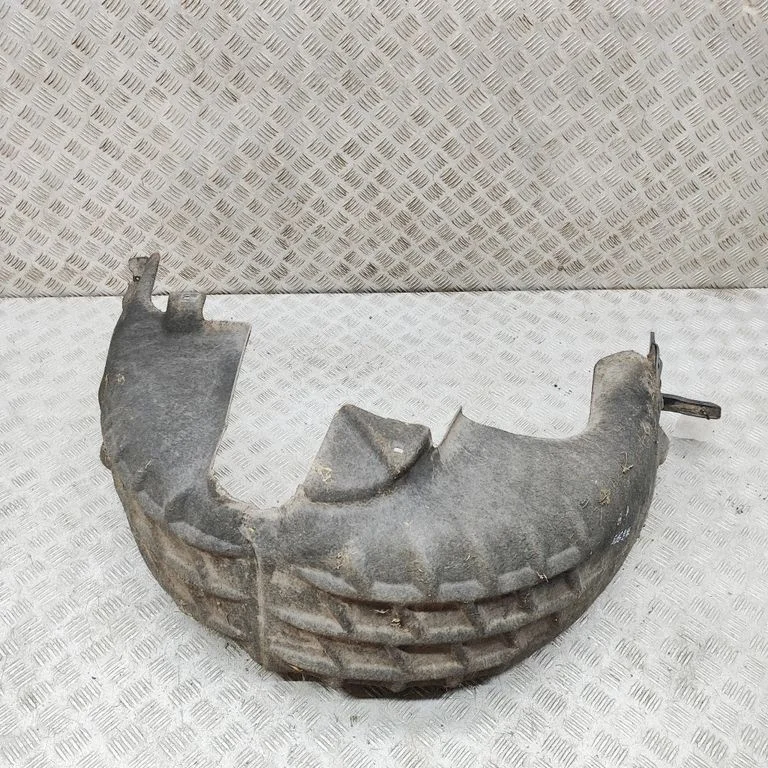 Aizmugurējais dubļusargs (arkas ieliktnis) 5E3810970A