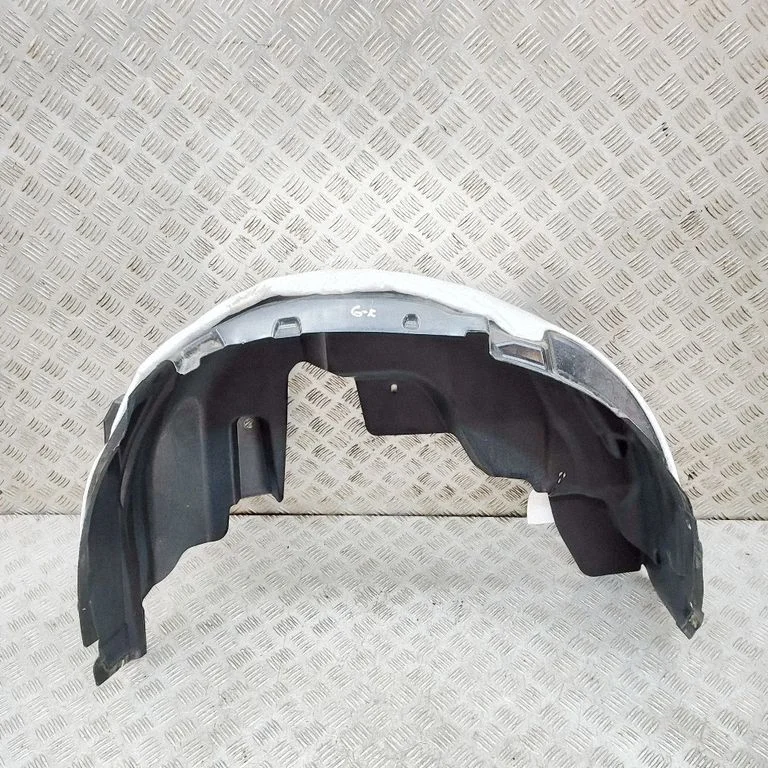 Tagumine poritiivakate ST40136 – Fiat 600 (2023-)
