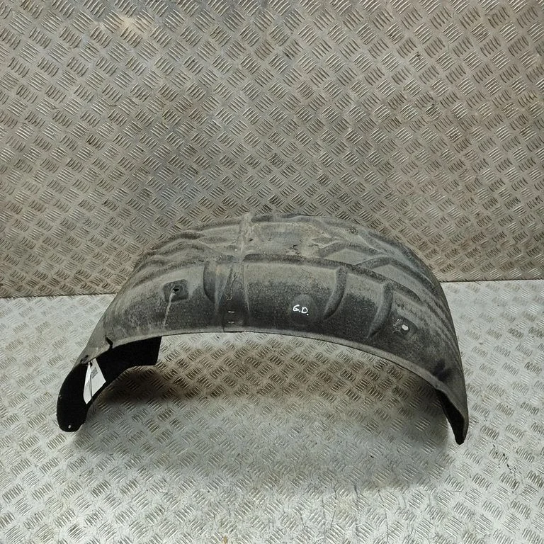 Tagumine poritiivakate – Volkswagen Arteon (2017-)
