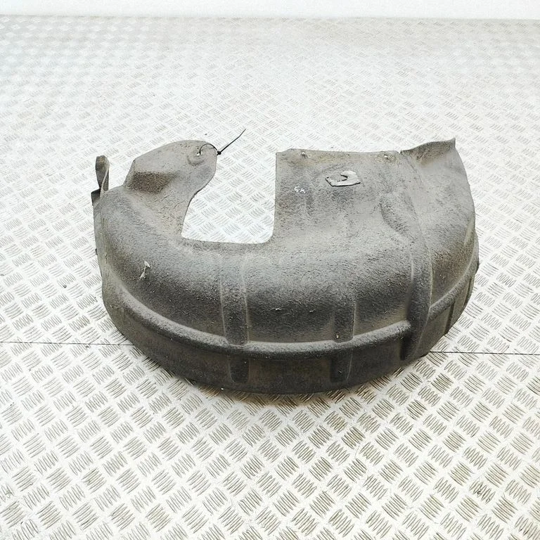 Rear arch fender liner splash guards 31333968