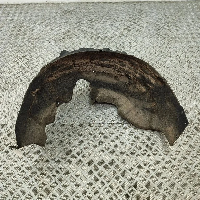 Rear arch fender liner splash guards 32352545