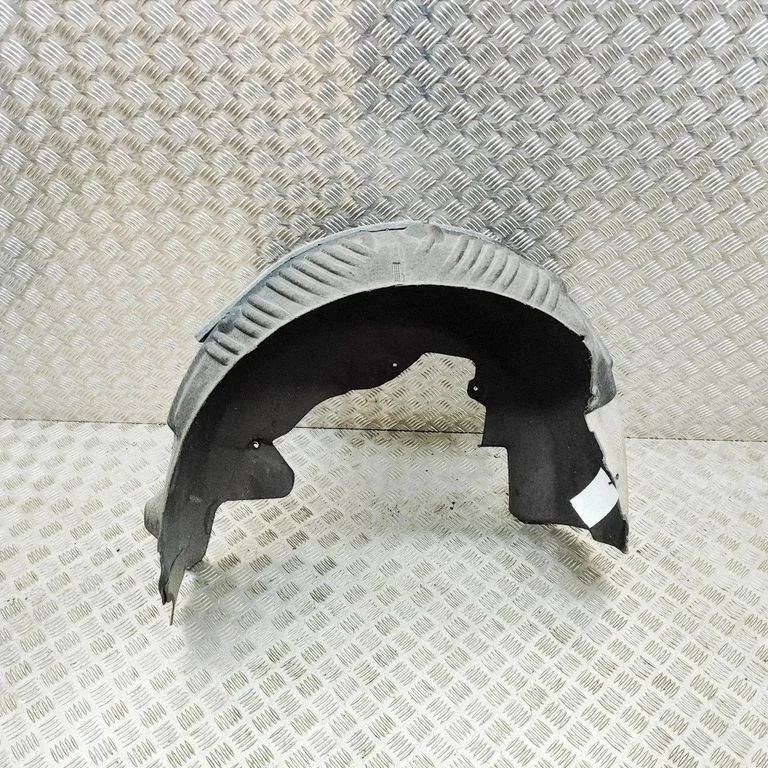 Rear arch fender liner splash guards A2136909104