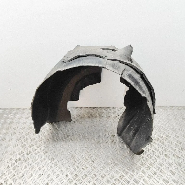 Rear arch fender liner splash guards 971810971