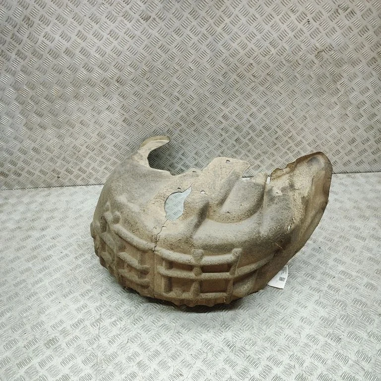 Tagumine poritiivakate 8T0810171K