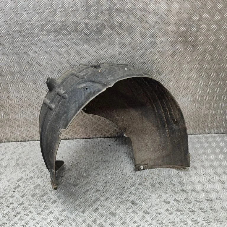 Rear arch fender liner splash guards 9J1810970A