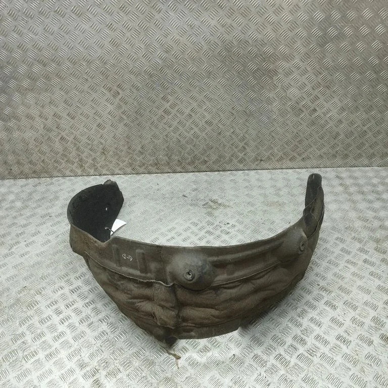 Aizmugurējais dubļusargs (arkas ieliktnis) 86822GI000