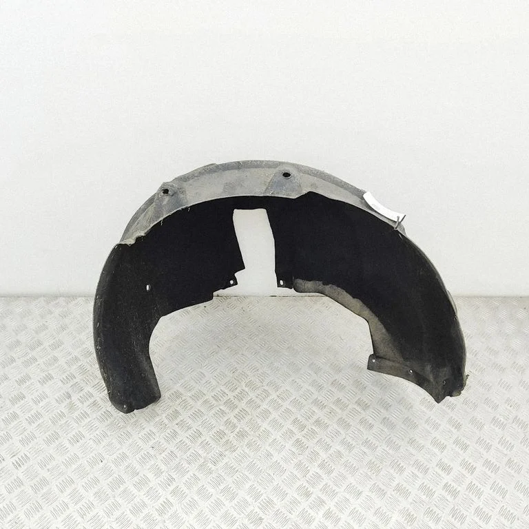 Tagumine poritiivakate 8R0810172C