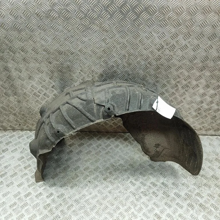 Tagumine poritiivakate 8W0810172K