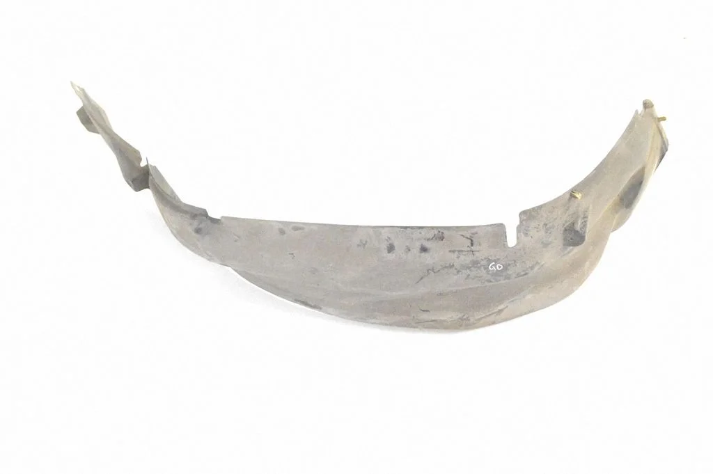 Rear arch fender liner splash guards – right
