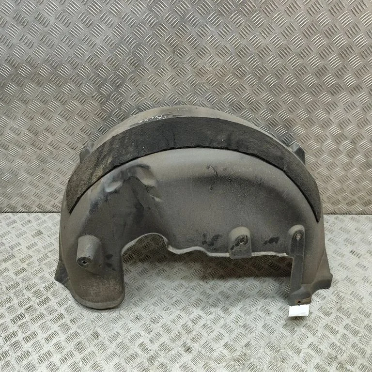 Rear arch fender liner splash guards A1668841322