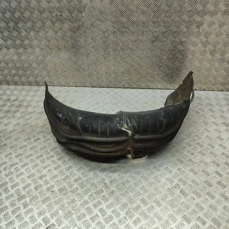 Tagumine poritiivakate 8Y0810172A