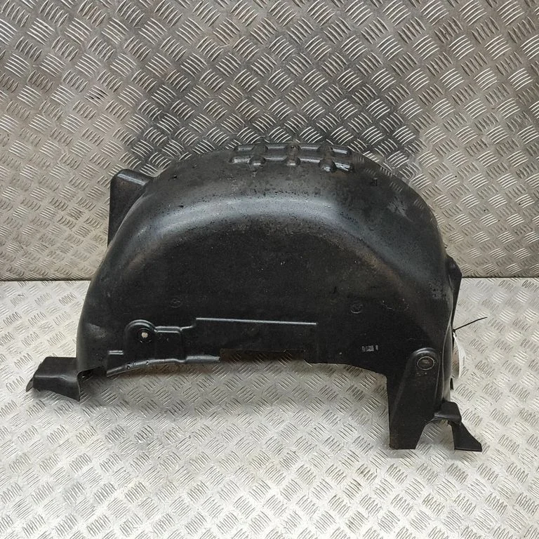 Rear arch fender liner splash guards 9817398080