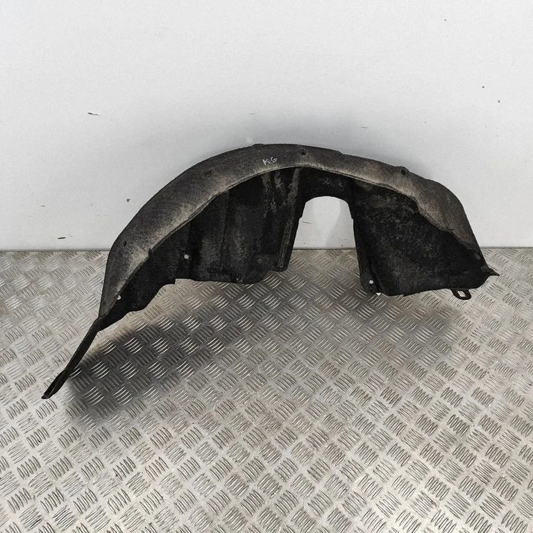 Aizmugurējais dubļusargs (arkas ieliktnis) – Toyota Auris E180 (2012-2018)
