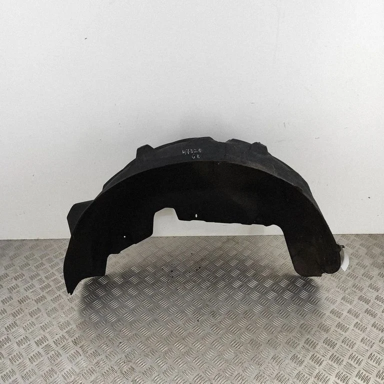 Rear arch fender liner splash guards – Volkswagen Touareg II (2010-2018)