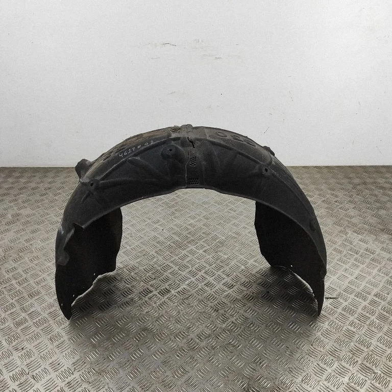 Rear arch fender liner splash guards 7340930