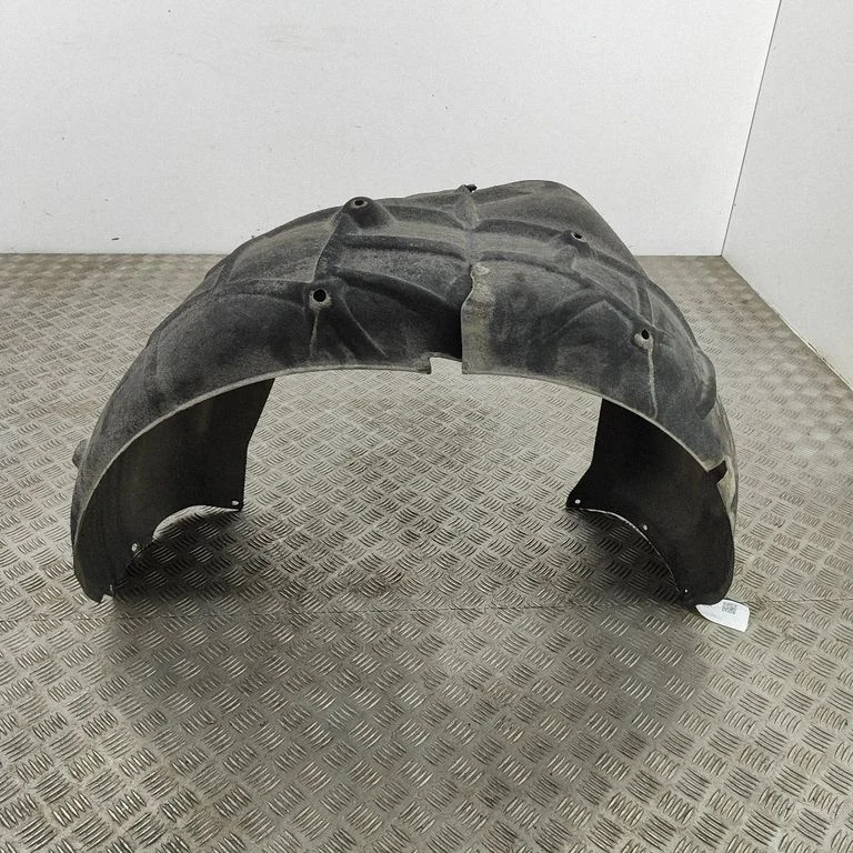 Rear arch fender liner splash guards 108158300D
