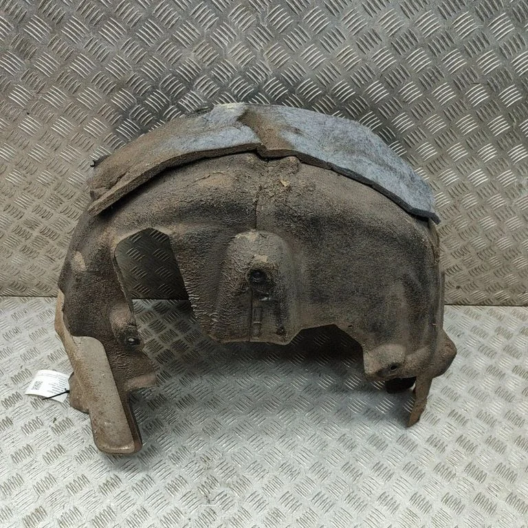 Rear arch fender liner splash guards A2386902903