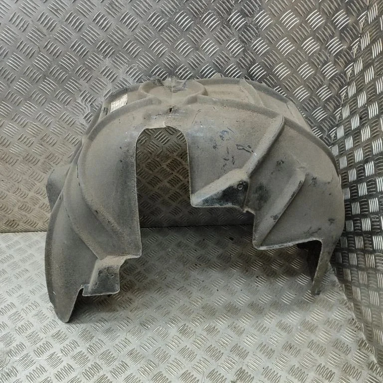 Aizmugurējais dubļusargs (arkas ieliktnis) – Audi A3 S3 8V (2013-2019)