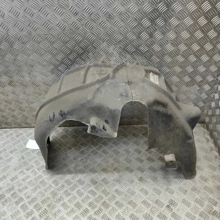 Aizmugurējais dubļusargs (arkas ieliktnis) – Audi A3 S3 8V (2013-2019)