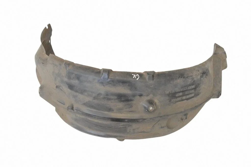 Rear arch fender liner splash guards 59122CA012