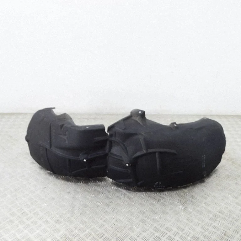 Rear arch fender liner splash guards 108158400D