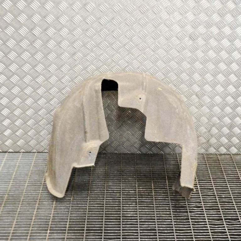 Rear arch fender liner splash guards – Audi RS3 (2015-2019), left