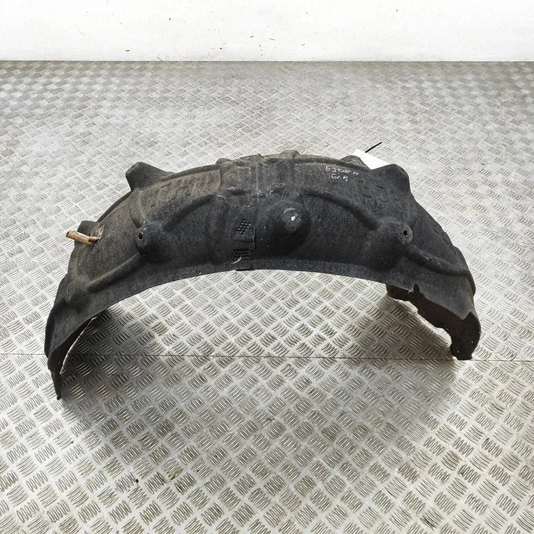 Aizmugurējais dubļusargs (arkas ieliktnis) – BMW i4 (2021-)