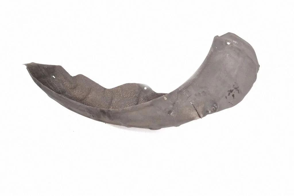 Rear arch fender liner splash guards – right