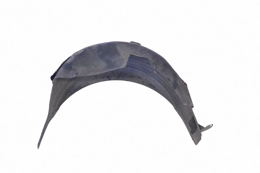Rear arch fender liner splash guards 8X23F279D23AB