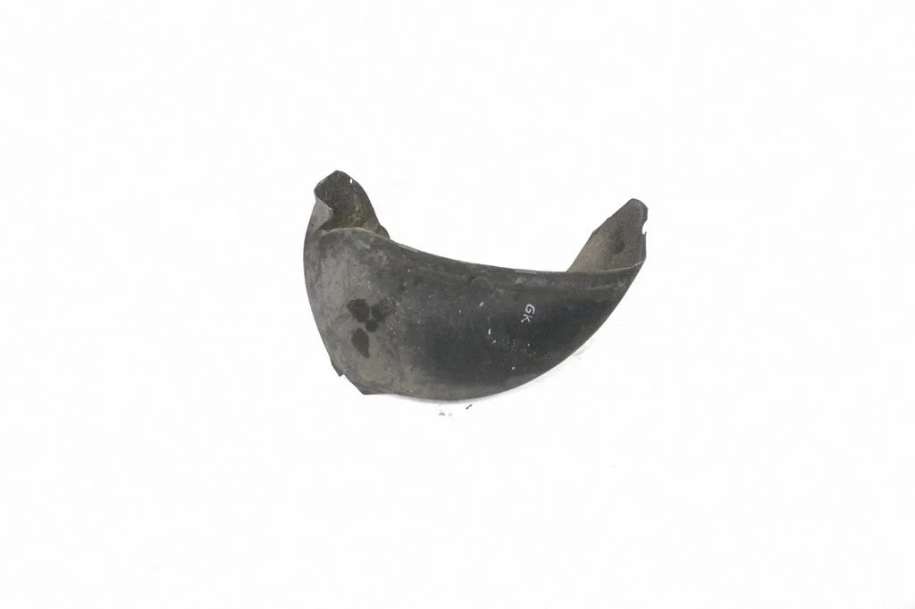 Rear arch fender liner splash guards – left