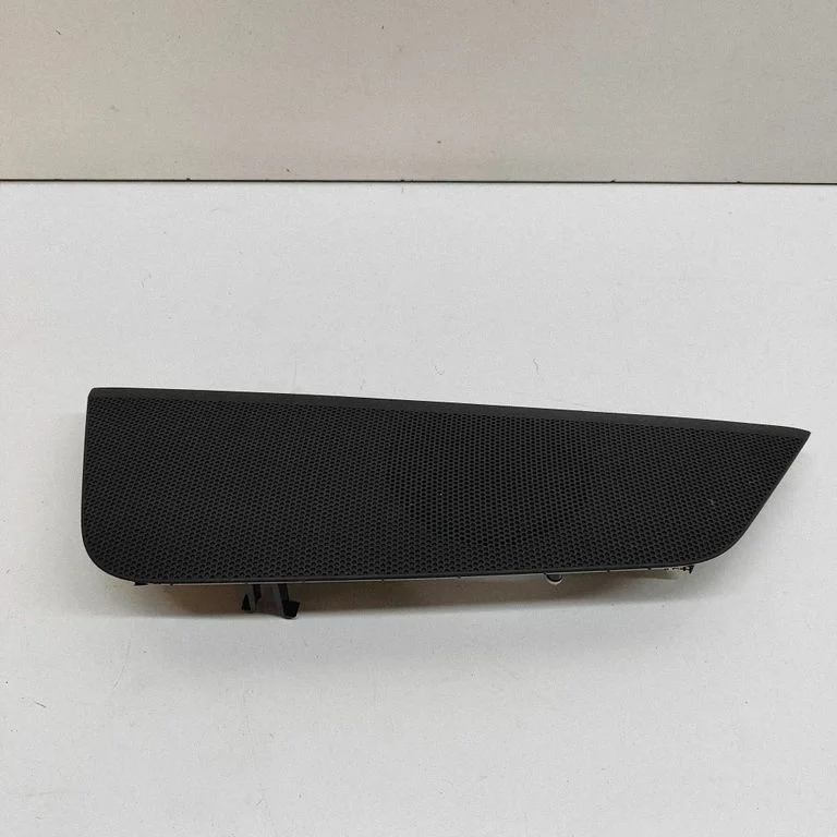 Centrālā skaļruņa apdare 4KR857367A