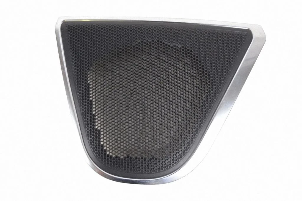 Centrālā skaļruņa apdare MK83601B74ABW