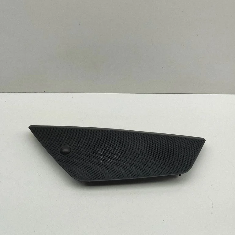 Dash center speaker trim cover – KIA Sportage (2021-)
