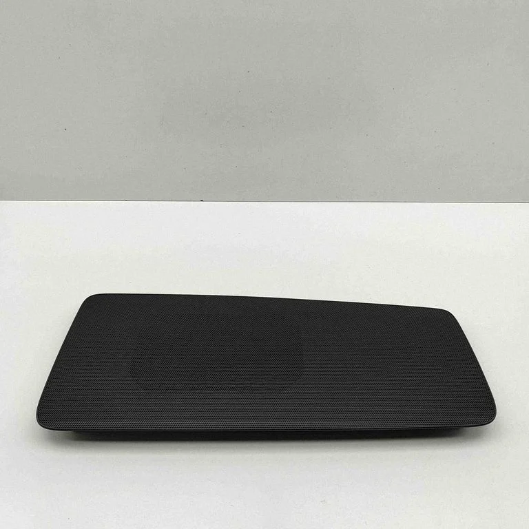 Armatuurlaua keskkõlari kate 8W5035405B