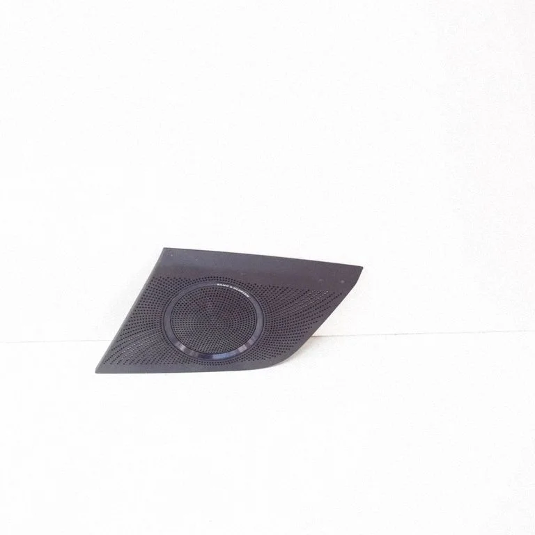Maskownica głośnika środkowego 8T0857227A
