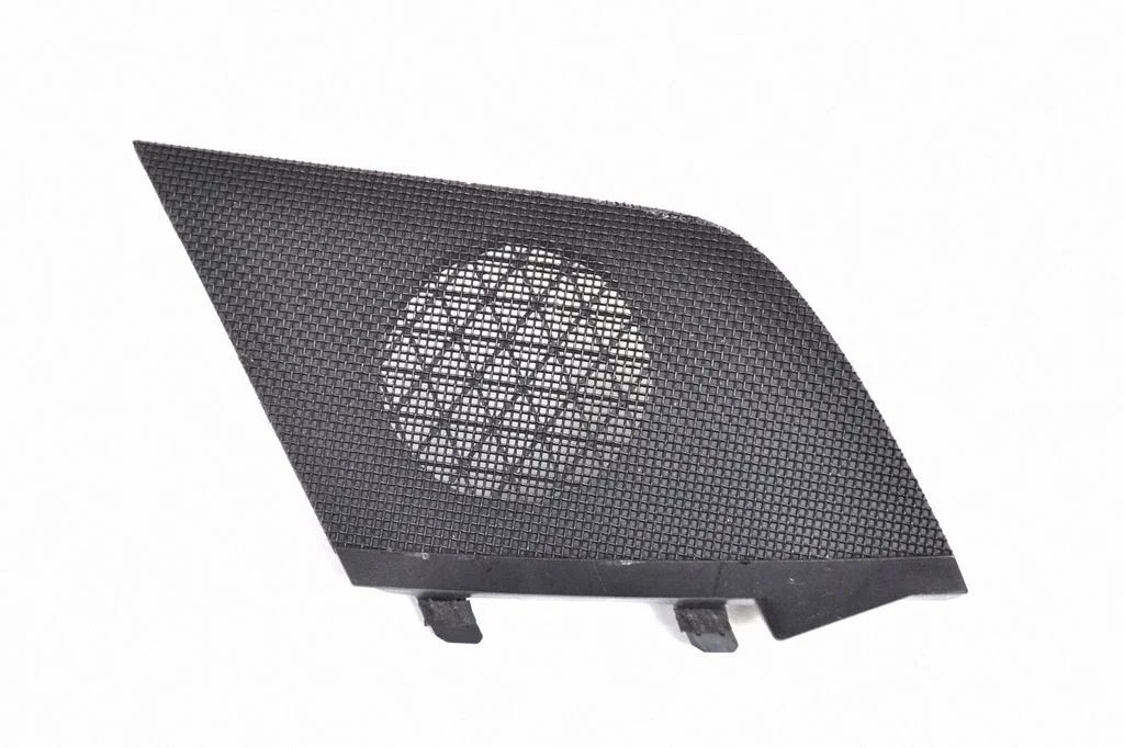 Dash center speaker trim cover – Volkswagen e-Golf (2014-)