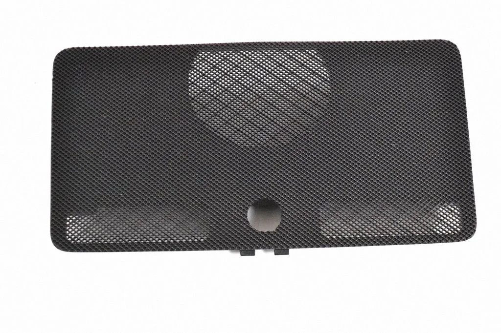 Dash center speaker trim cover – Mercedes-Benz C-Class AMG W204 (2007-2014)