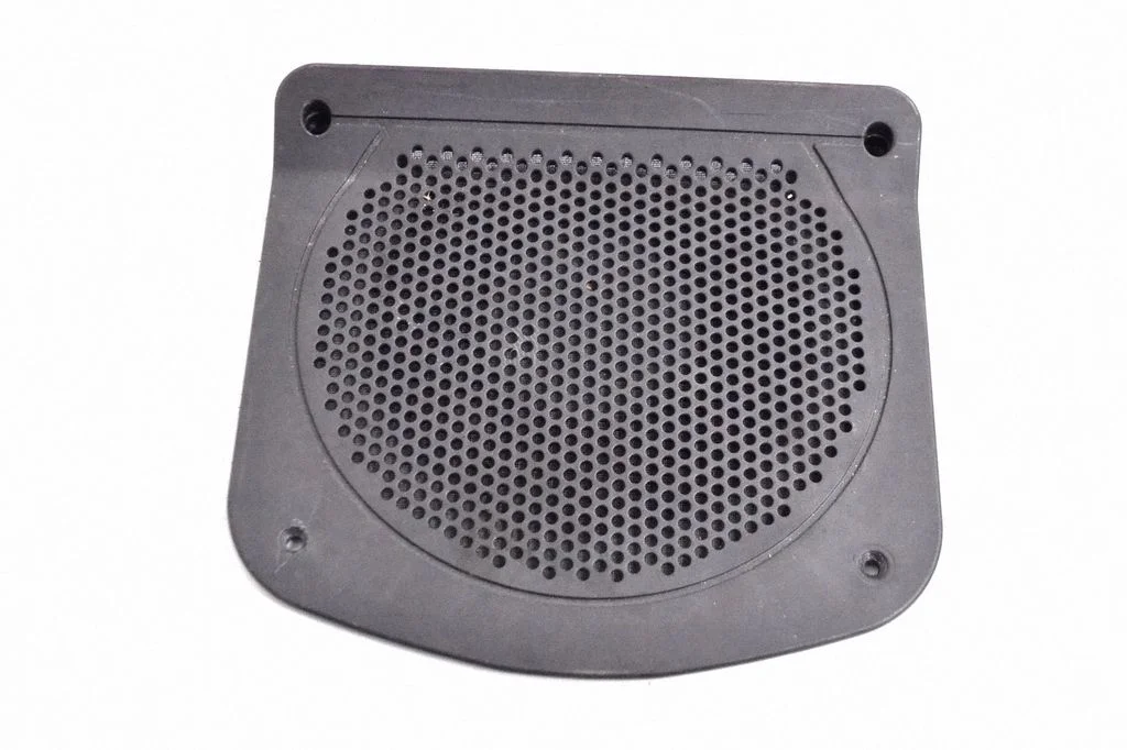 Dash center speaker trim cover – BMW 6 Series F12 F13 (2010-2018)