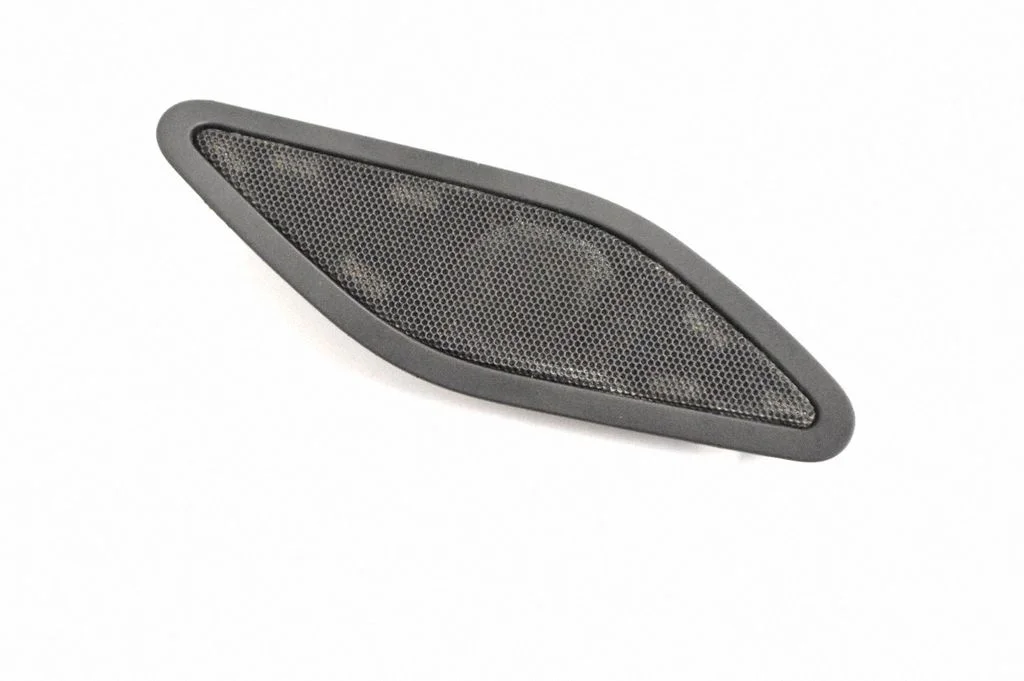 Dash center speaker trim cover – BMW 6 Series F12 F13 (2010-2018)